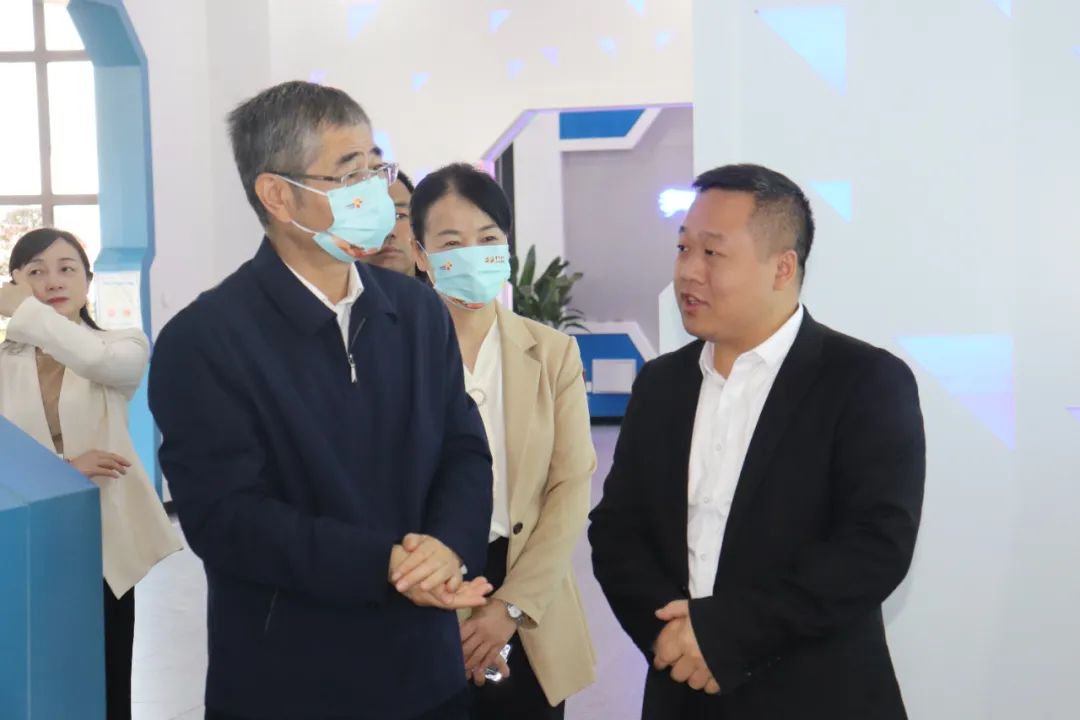 省委統(tǒng)戰(zhàn)部副部長劉偉旗蒞臨江西艾特傳質(zhì)科技有限公司調(diào)研